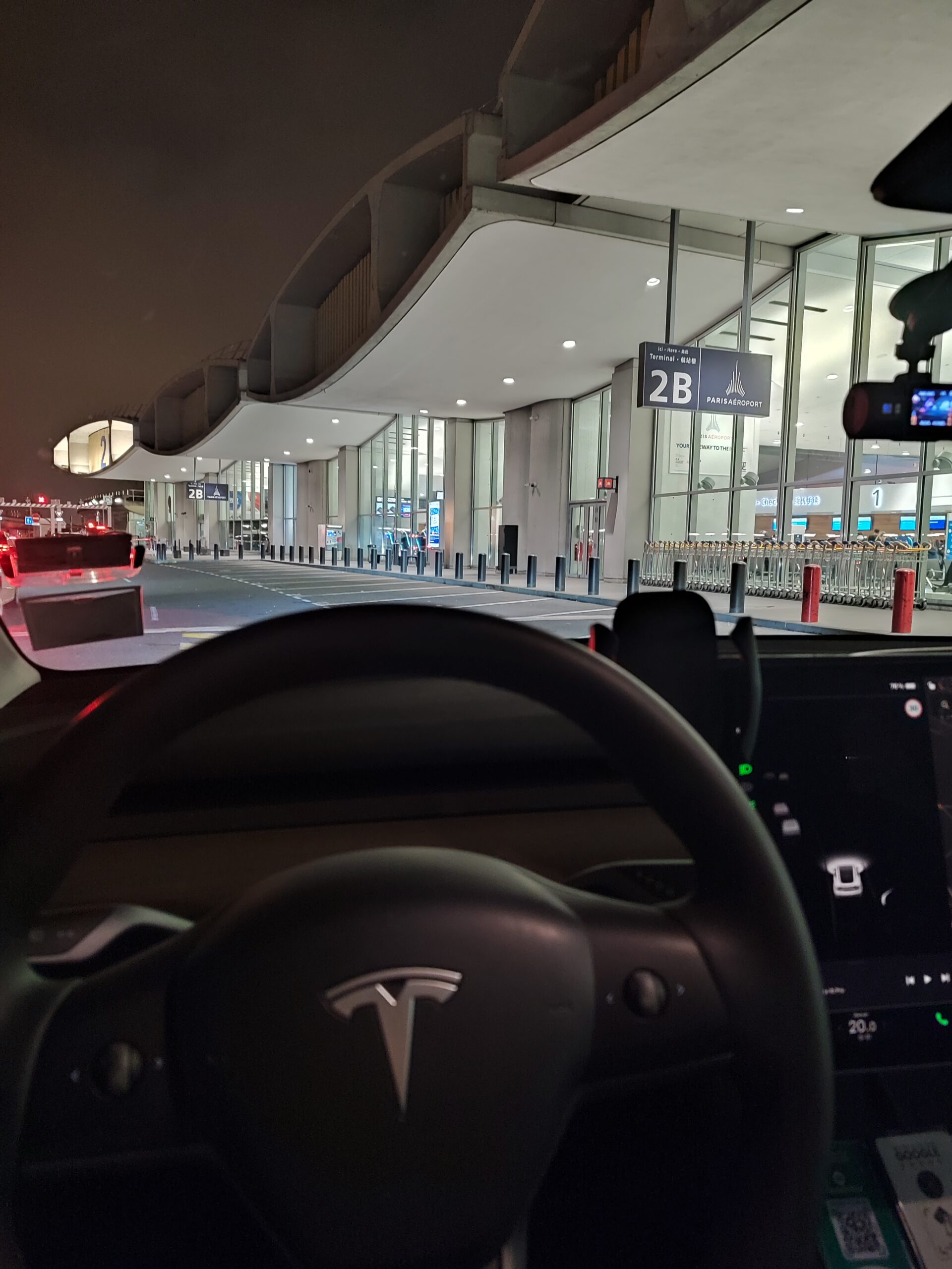 Chauffeur VTC aéroport CDG terminal 2B