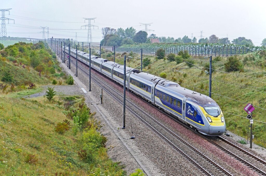 Gare du Nord – First Class Partner private chauffeur service Rail travel and private chauffeur transfers at Gare du Nord