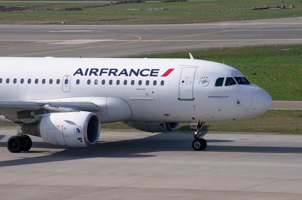 Beauvais Airport – First Class Partner Beauvais Airport private chauffeur transfer service