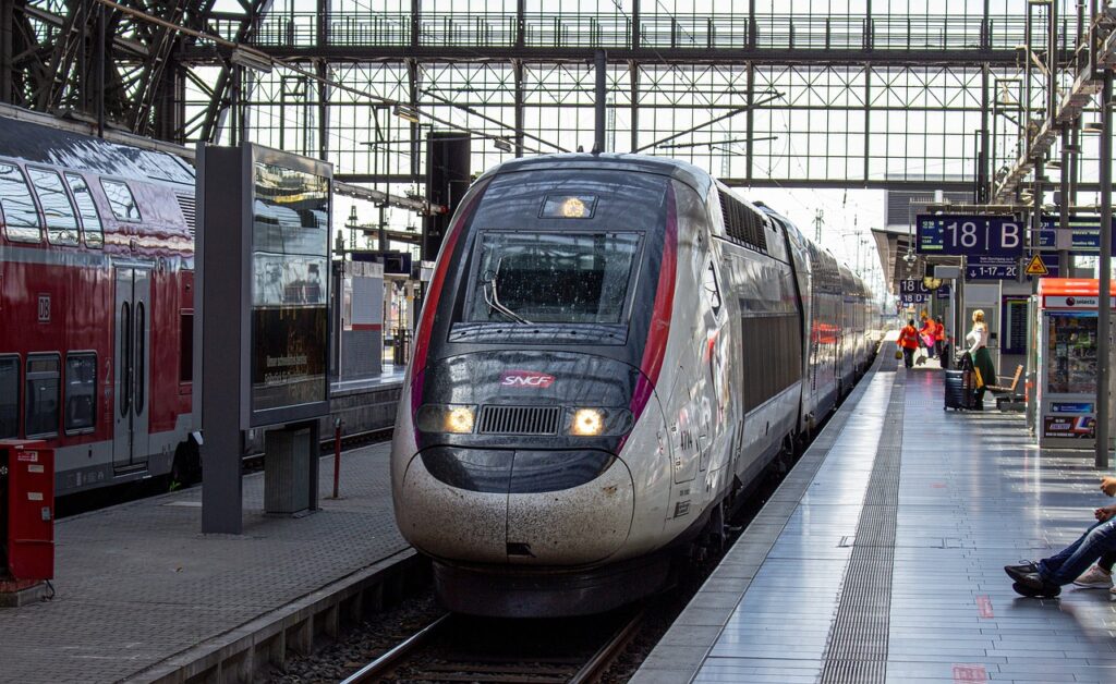 Rail travel and private chauffeur transfers at Gare de Bercy