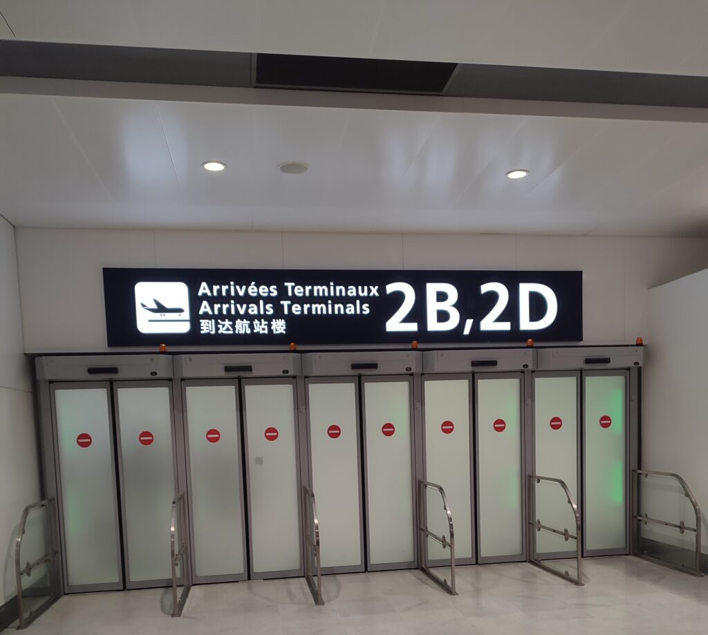 Chauffeur VTC aéroport CDG terminal 2B-2D