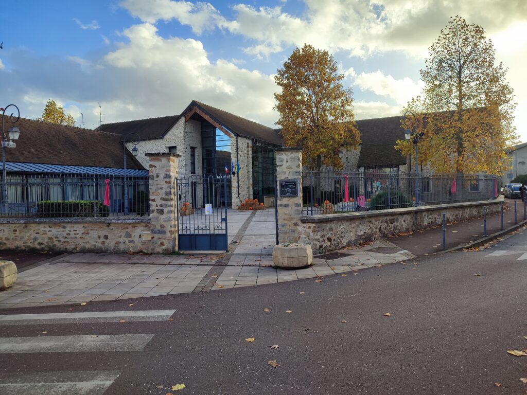Bondoufle town hall