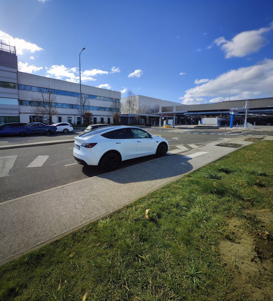 Chauffeur VTC aéroport CDG terminal 2G