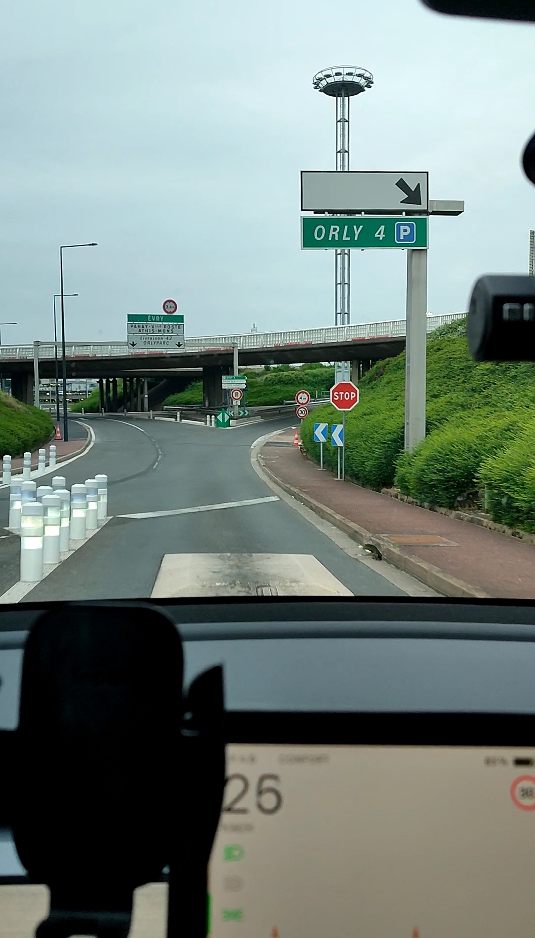 Chauffeur VTC aéroport Orly terminal 4